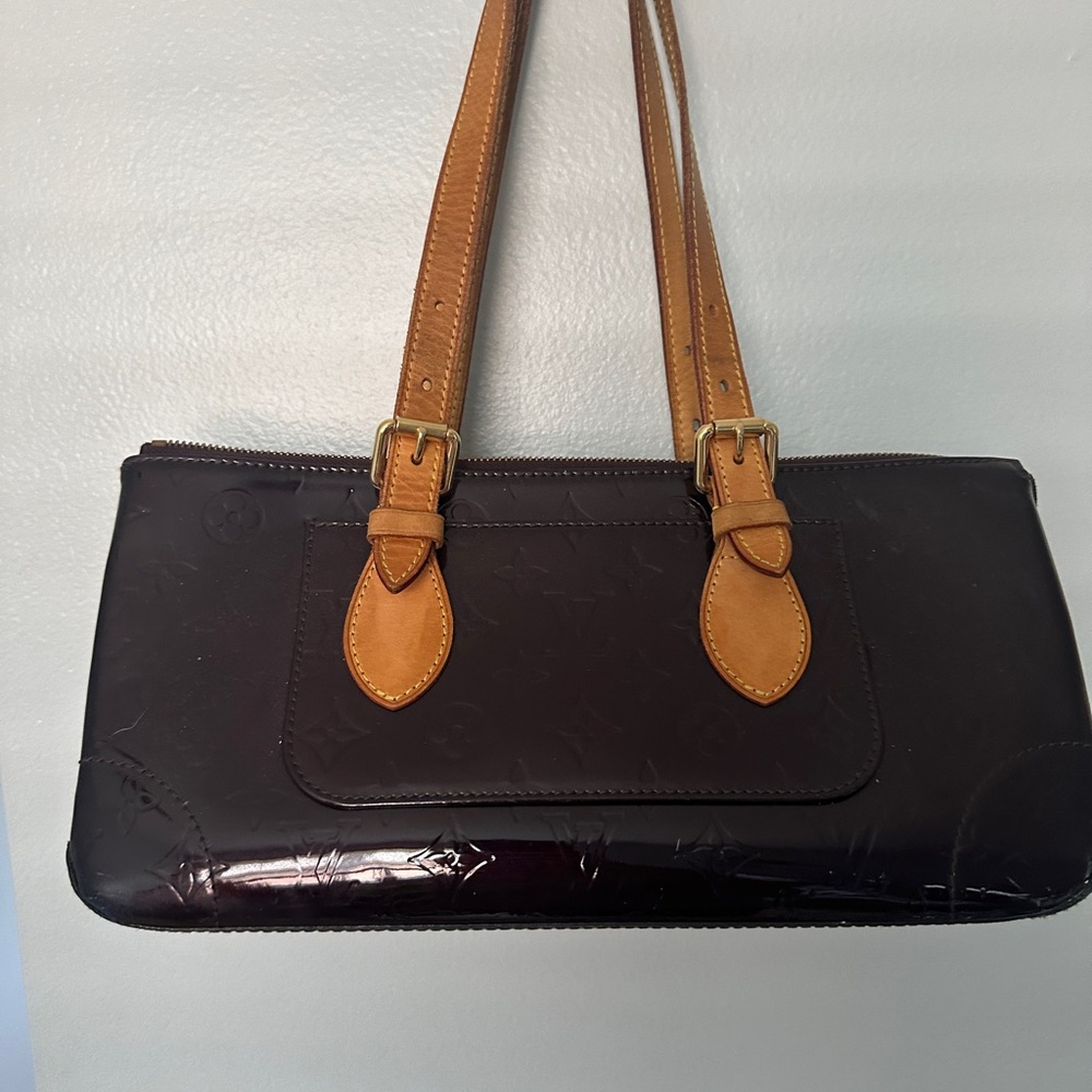 Louis Vuitton Black and Tan Elegant Shoulder Bag